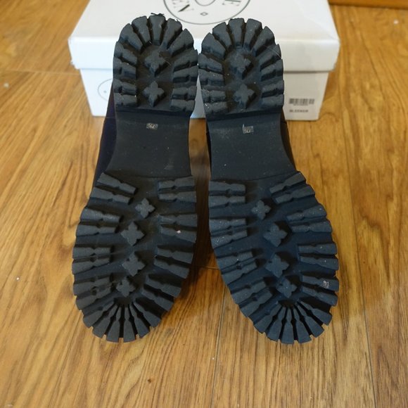 Steve Madden Black Leather Bleeker Platform Lug Chelsea Boot - Picture 5 of 6